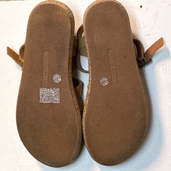 Lucky Brand Jacobean Platform Sandals - Picture 2 of 8